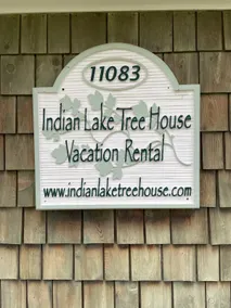Indian Lake Treehouse Waterfront Cottage - Image 2