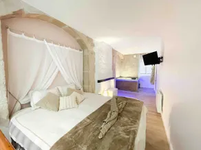 La voute Doloise - Love room & spa - Image 3