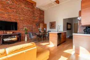 LOFTS ST JEAN, Old Québec Penthouse Location A1 - Image 5