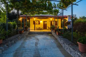 Villa Eden with pool and gardens, near the sea - Image 5