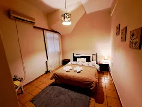 House with courtyard, metro (5 min.) Promenade - Image 5