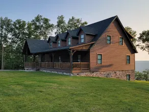 Whitetail Lodge NEW! For 2024 Pickleball Court. - Image 3