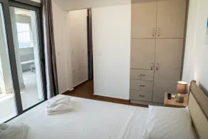 Apartment for 4 people with sea view and 2 rooms - Image 3