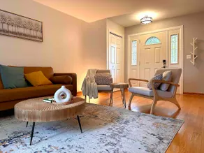 Cozy Retreat in a Prime location - Image 3