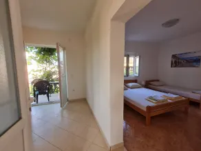 Apartment 2 - Image 3
