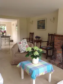 Court Lodge Cottage - Image 3