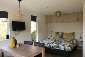 B&B / Hotelchalet De Eekhoorn, Lieren/Apeldoorn - Image 4