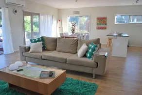 100 steps to the lake, pet friendly, fast internet - Image 2