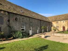 Longbarn Cottage 3 ensuite double rooms Derbyshire - Image 2