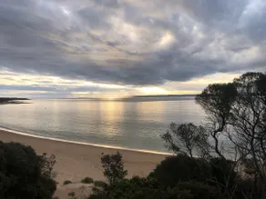 Coastal Retreat, 400 Metres to beach - Image 3