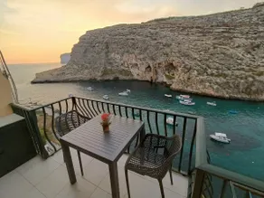 Seafront UNIQUE flat in Xlendi - Image 3
