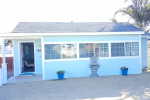 Short walk to beach 4 br 2 bath Private Cali Home - Image 4