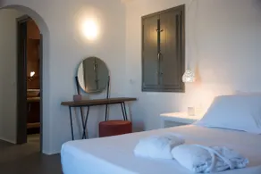 Amphitrite Suite 4 (private outdoor hot tub) - Image 2