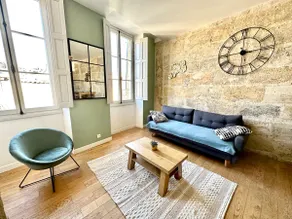 Charming 2-bedroom hyper-centre Bordeaux - Image 2