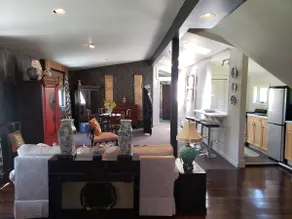 Private Loft Apartment @ Hubble Shire Farm - Image 2