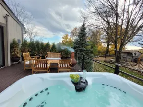 Charming Vacation House w/ Pool & HotTub - Image 2