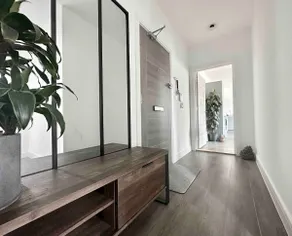 Luxury 2 Bedroom City Centre Retreat, Free Parking - Image 5