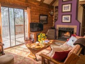 Horizon Hill-Log Cabin w/Hot Tub & Views! - Image 3