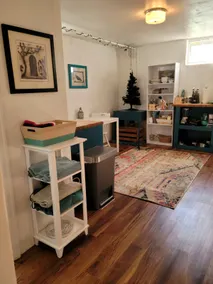 Welcome to our Blue Sky Suite, 1 block to campus - Image 3
