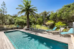 Sorrento Beach Escape - Image 2