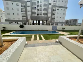 Superbe appartement entièrement neuf avec vue piscine - Image 4
