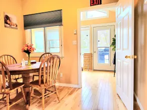 Waterfront Comfy Guesthouse, PEC - Image 5