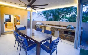 Las Vegas Home 3BD 2 BA Pool Outdoor Kitchen - Image 2