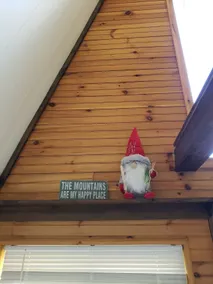The Gnome Home Cottage located near white mountain NH - Image 2