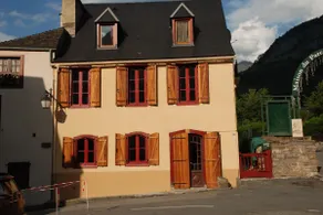 La Petite Maison des Montagnes - Image 2