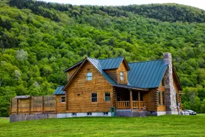 10-Acre Event Venue | Sleeps 26 | Near Killington - Image 4
