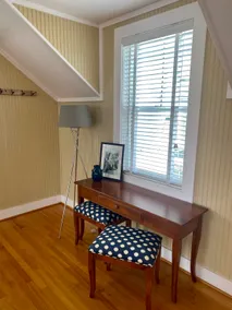 Sunny Guesthouse steps from Towson! - Image 3