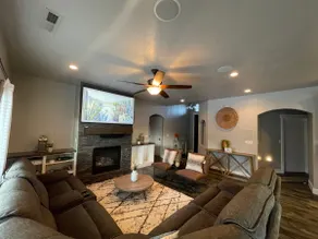 Spacious Home With Pool Spa. 25 min to ZION NAT. - Image 5