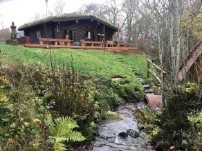 Cosy log cabin in the country with beautiful views - Image 3