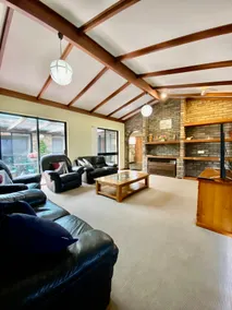 Absolute Beachfront Villa! - Image 2