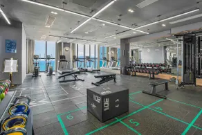 Family Ocean View for 4 pax, Central, Pool & Gym - Image 4