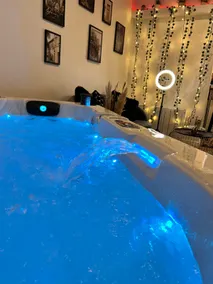 COSYFULL • Rouen center • JACUZZI - Image 3