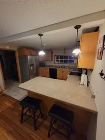 Foster's Rental - Image 5
