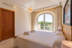Beautiful 1 bedroom house with garden, pool and golf - Image 3