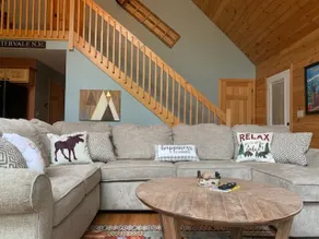 ⛷Perfect Family Getaway in ❤️ of White Mountains🏔 - Image 3