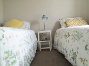 Historic Farm Cottage Stay in North West Tasmania - Image 5