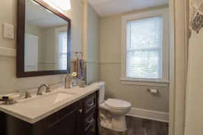 Quiet/Renovated- 2 blocks to Downtown Urbana - Image 3