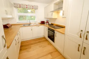 Quarry Bank - Three Bedroom House, Sleeps 6 - Image 4