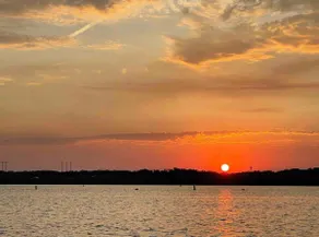Lake of Egypt Paradise Lodge - Image 3