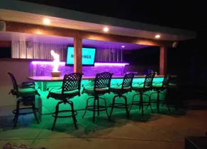 👙☀️🏊‍♀️HEATED POOL | PRIVATE ESTATE | OUTDOOR BAR🌹🌺🌳 - Image 5