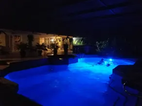 Paradise Pool Cottage in Wellington close to Polo - Image 3
