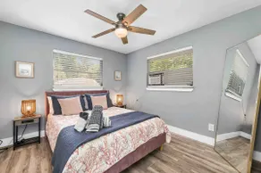 Coastal Cabana - 2 Miles to Beach and 5th Ave - Image 2