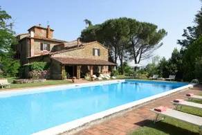 Charming spacious 1500s stone farmhouse with private pool - Image 2