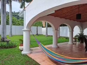 A BEAUTIFUL AND SPACIOUS COUNTRY HOUSE IN CHAPALA - Image 5