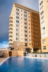 Bentley Holiday Apartments - West One - Image 2