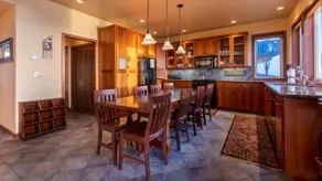 Vanishing Sands, Sleeps 4, Pet Friendly, Hot Tub, Oceanfront, Beach Access, WiFi, BBQ - Image 3